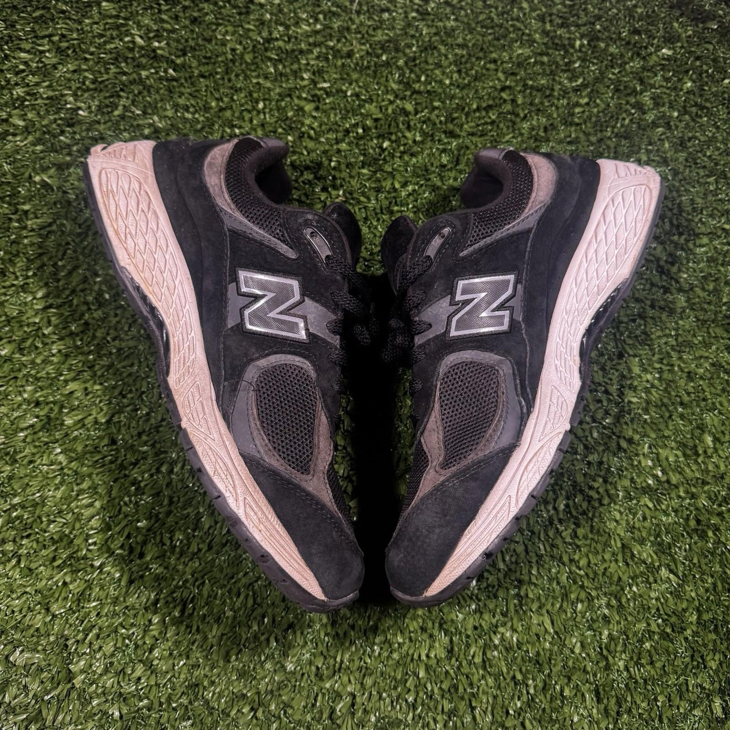 New Balance 2002R Black Gunmetal Size 10 M2002RBK