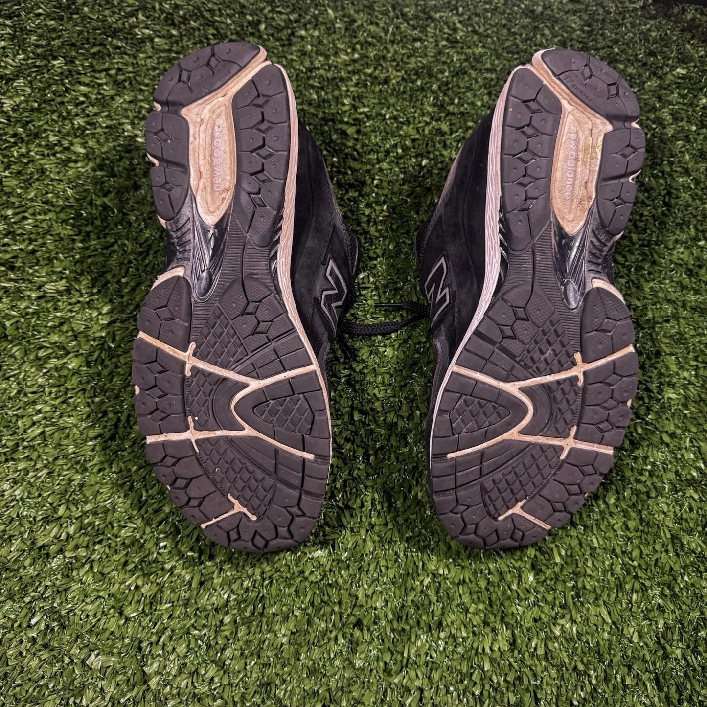 New Balance 2002R Black Gunmetal Size 10 M2002RBK