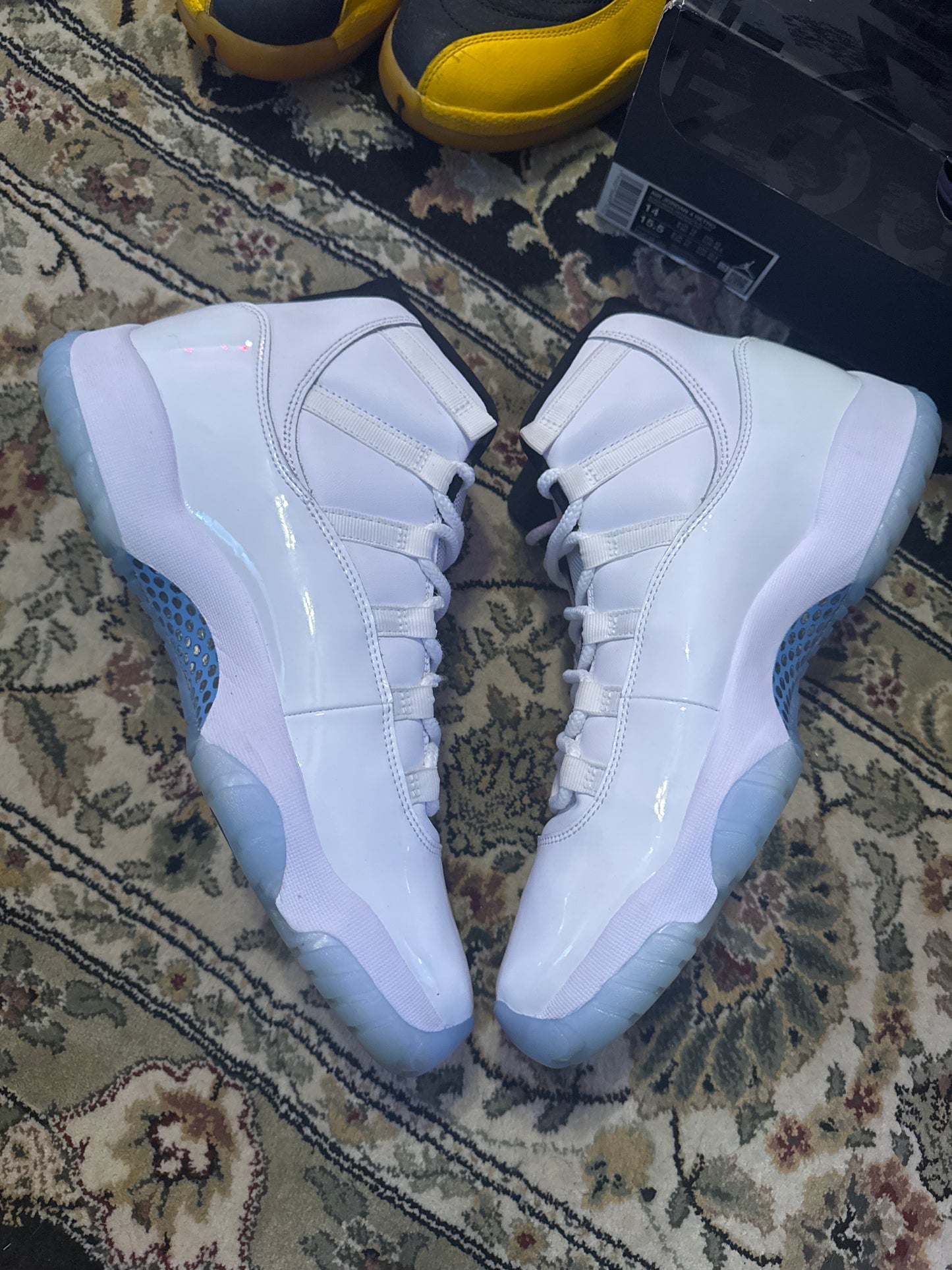 Jordan 11 ‘Legend Blue’